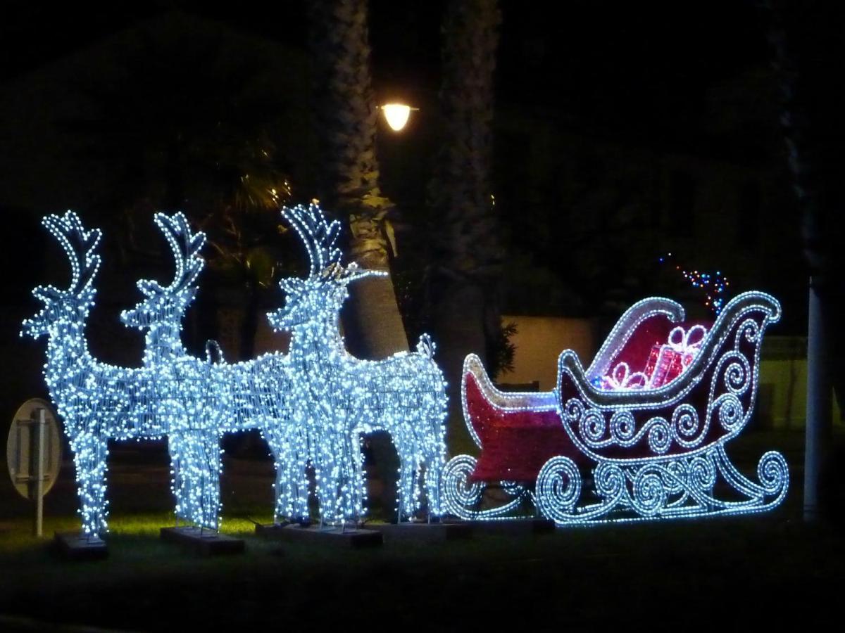 Residence La Pinede เลอบาร์กาแรส ภายนอก รูปภาพ